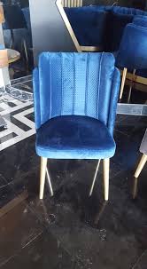 Voir plus d'idées sur le thème tapisser une chaise, mobilier de salon, restaurer meuble. Chaise Raffinee Chez Le Maitre Le Maitre Tapissier Alami Facebook