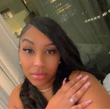 Shanta Hardy's Instagram, Twitter & Facebook