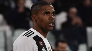Douglas costa de souza (born 14 september 1990) is a brazilian footballer who plays as a attacking midfielder for bundesliga club bayern munich, on loan from serie a club juventus, and the brazil national team. Douglas Costa Angeblich Uber Bayern Ruckkehr Kann Ich Mir Uberhaupt Nicht Vorstellen Goal Com