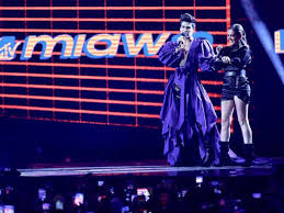 Aquí te tenemos la lista de los ganadores en la entrega de premios mtv miaw que se realizó en la arena ciudad de méxico y fueron conducidos por la cantante chilena mon laferte y el famoso youtuber la divaza. Mtv Miaw 2019 Revisa La Lista Completa De Ganadores De Los Premios Fotos Luces El Comercio Peru