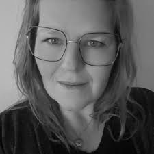 Hallo liebes Spotted-Team könnt ihr das bitte posten! Wir bräuchten  dringend noch jemanden zum Singen für eine Taufe die am 05.07. wäre. Die  Sänger die wir hatten haben leider so kurzfristig abgesagt.