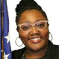 Sharee Redd's Instagram, Twitter & Facebook