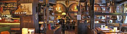 The location itself is average (nothing original nor fancy) but while the quality of the dishes has been very good (we tried a salad, a sweet pancake and one with crabs) really all dishes have. Restaurant Pfannkuchen Haus Hannover