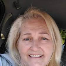 Fundraiser by Chelsey Roy : Daughter Seeks Aid for Mom's Funeral