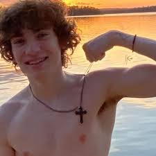 Fundraiser for Kesha Rhame by Makeltee Ford : Kenyon Masters