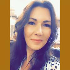 Amena Gordon's Instagram, Twitter & Facebook