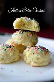 Anise cookie cordials, anise cookie slices, anise cookies, etc. Italian Anise Cookies Carrie S Experimental Kitchen