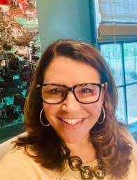 Deana Moore's Instagram, Twitter & Facebook