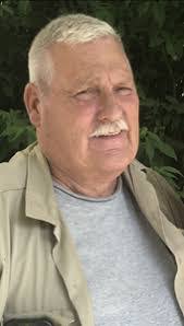 Dinah Young's Instagram, Twitter & Facebook