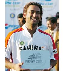 Pervez musharraf said to dhoni don't cut your hair mr.dhoni it suits you.after all he is an indian,so he did the opposite… i like how my long hair looked in photos, and sometimes i miss it for a moment. Ms Dhoni S Hairstyle In Ipl Ms Dhoni S Best Hairstyles In Ipl Gq India Gq India