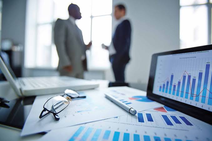 Corporate tax advisory team at Pillar Talent Consulting analyzing multi-entity enterprise compliance and financial strategy.