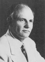 Sandra Driz's Instagram, Twitter & Facebook