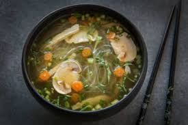 Recette En Video Maggi Soupe Pho Aux Lamelles De Poulet Recette Recettes De Cuisine Soupe Pho Recette Vermicelle