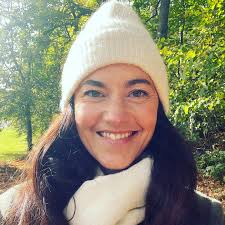 Så glad kan man bli av å bli et år eldre! Tusen takk til alle som tenkte på  meg i går og tok seg tid til å sende meg en bursdagshilsen. Har