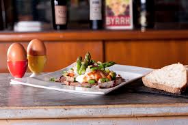 œufs Bio Facon Meurette Au Byrrh Par Michel Vedrines Chef Toques Blanches Du Roussillon Du Restaurant La Villa Duflot A Perpig Idee Recette Oeuf Bio Recette