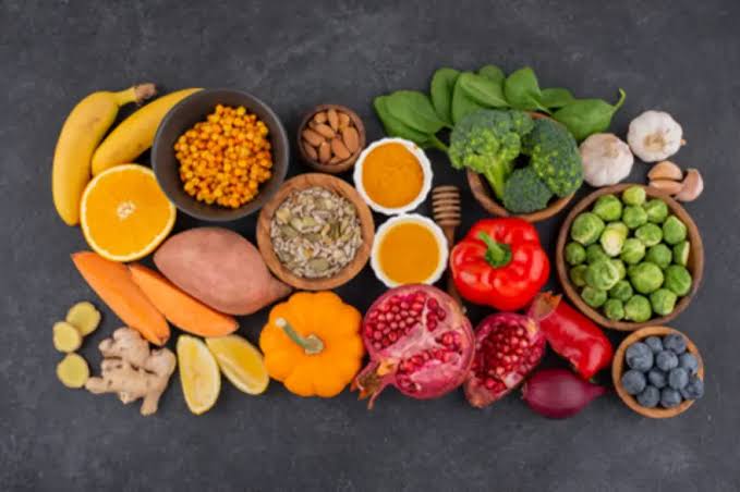 12 Best Natural DHT Blocker Foods for Hair Growth