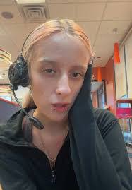 Miranda Holman's Instagram, Twitter & Facebook