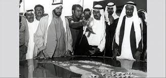 وفي مؤلفاته آثار واضحة لعقلية فذة كان لها أعمق الأثر في فكر مواطنيه ومشاعرهم. Ø²Ø§ÙŠÙ€Ù€Ø¯ Ù…Ø³ÙŠÙ€Ù€Ù€Ù€Ø±Ø© ØªÙ„Ù‡Ù€Ù€Ù… Ø§Ù„Ø£Ø¬ÙŠØ§Ù„ Ø­ÙŠØ§ØªÙ†Ø§ Ø¬Ù‡Ø§Øª Ø§Ù„Ø¥Ù…Ø§Ø±Ø§Øª Ø§Ù„ÙŠÙˆÙ…