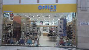 In mall ploieștenii au la dispoziție magazinele koton, h&m, reserved, musette, timeout, collins, nike, aldo, otter. Cea Mai BunÄƒ Atitudine Furnizor Oficial Cel Mai Ieftin Pret Afi Palace Ploiesti Incaltaminte Livada Batraneasca Ro