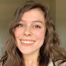 Wanda Leavitt's Instagram, Twitter & Facebook