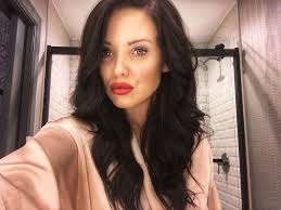 The Secrets to a Flawless Spray Tan