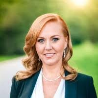 Liliana Edmiston's Instagram, Twitter & Facebook