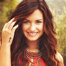 Demi Lovato Impikan Kolaborasi dengan Beberapa Musisi Ini