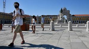 Lisbon — portugal's streets are empty, its beaches cordoned off, the economy asphyxiated — yet there is cautious optimism the country may be. Menjelang Natal Portugal Larang Perjalanan Domestik Dan Liburkan Sekolah Minews Id