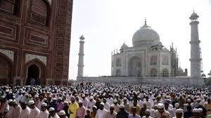 Eid Mubarak Here Are Whatsapp Sms Facebook Messages To Wish Your Loved Ones