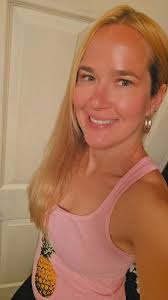 Hi all! I just wanted to introduce myself, my name is Amanda and I'm 50  years old living in UK, Jenna you are an absolute inspiration ❤️