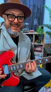 How to play THE BEATLES “Don’t Let Me Down”