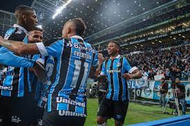Com o nosso livescore futebol, pode encontrar os resultados e marcadores dos jogos passados e conferir mais informações ao clicar no jogo de sua escolha. Comente O Futebol Apresentado Pelo Gremio Ontem Demonstra Que O Time Poderia Pensar No Titulo Do Brasileirao