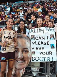 Always an honour 💚💛 @jillaroos #102