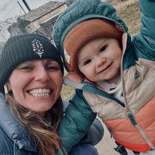 Ashlee Brooke Robbins (@ashtangaash) • Instagram photos and videos