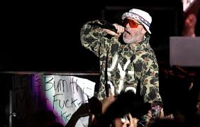 We expected to sleep well tonight but then we saw a picture of fred. Limp Bizkit Fans React As Fred Durst Shows Off Dramatic New Look