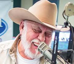 Country Radio Hall of Famer Bob Robbins Dies At 78.