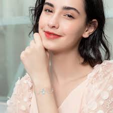 CHENGHONG Bracciale con angelo custode in argento sterling 925, con pietra  di luna, gioiello con angelo custode, regalo per donne e ragazze... :  Amazon.it: Moda