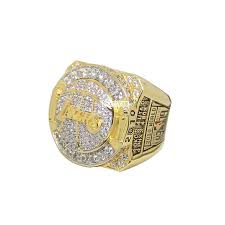 The los angeles lakers officially presented their championship rings following their win in the nba finals in october on tuesday night ahead of their season opener. 2010 Los Angeles Lakers Nba Championship Ring Best Championship Rings Championship Rings Designer