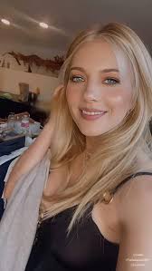 Presence, beauty and glamor Katheryn Winnick 💚💚💚💚💙💙💙♥️