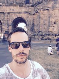 Vom Partygeschenk zum Plattenvertrag: Gebürtiger Trierer Jan Sievers  veröffentlicht zweites Album