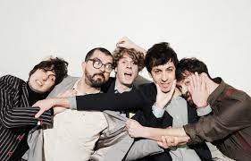 I ragazzi de lo stato sociale con lodo guenzi ci spiegano alcuni dei termini più strani del dialetto bolognese nella prima puntata. Lo Stato Sociale Di Lotta E Di Festival Basta Con La Monocultura Che Ci Rende Mediocri Rolling Stone Italia