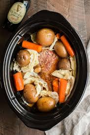 Sprinkle over the seasoning packet that came with the roast. Slow Cooker Guinness Corned Beef And Cabbage The Magical Slow Cooker