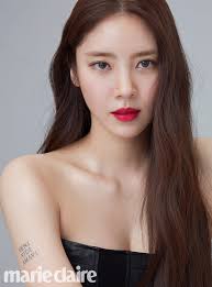 In the photo, son dam bi is seen wearing jeans and a sleeveless top. Son Dam Bi Talks About Her Beauty Tips And Taste In Acting Roles Starbiz Net