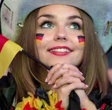Sieh dir an, was melissa eling (melissaeling) auf pinterest, der weltweit größten sammlung von ideen, entdeckt hat. Em 2016 Warum Weibliche Fussballfans Auch Nerven Welt