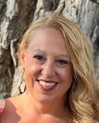 Heidi Abrahamson's Instagram, Twitter & Facebook