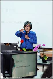 趙少康（1950年5月6日 － ）生於台湾 基隆市，籍貫河南 涉縣 ，是中華民國政治人物、媒體人、時事評論員，曾任兩屆臺北市議會議員、行政院環境保護署署長、三屆立法委員等公職。 1989年聯合成立中國國民黨的黨內派系「新國民黨連線」，要求民主化，倡議「黨改造運動」。 å¾žé–±è®€å‡ºç™¼ è©¹å®å¿—20160516 å°è³´ Moneyæ··æ—¥å­ ç—žå®¢é‚¦