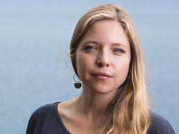 Sensing The Container Of The Body (Somatic Meditation)