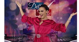 Bianca guaccero si sfoga in diretta a detto fatto. Bianca Guaccero Rivela I Suoi Tre Difetti Che Nasconde Con Gli Outfit Giusti Foto Ultime Notizie Flash