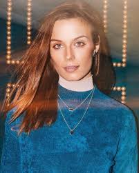 Kendra Scott Necklace Layering 2025