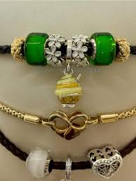 Disney Park exclusive pandora charm! Jack and Sally, simply meant to  be!🎃💀❤